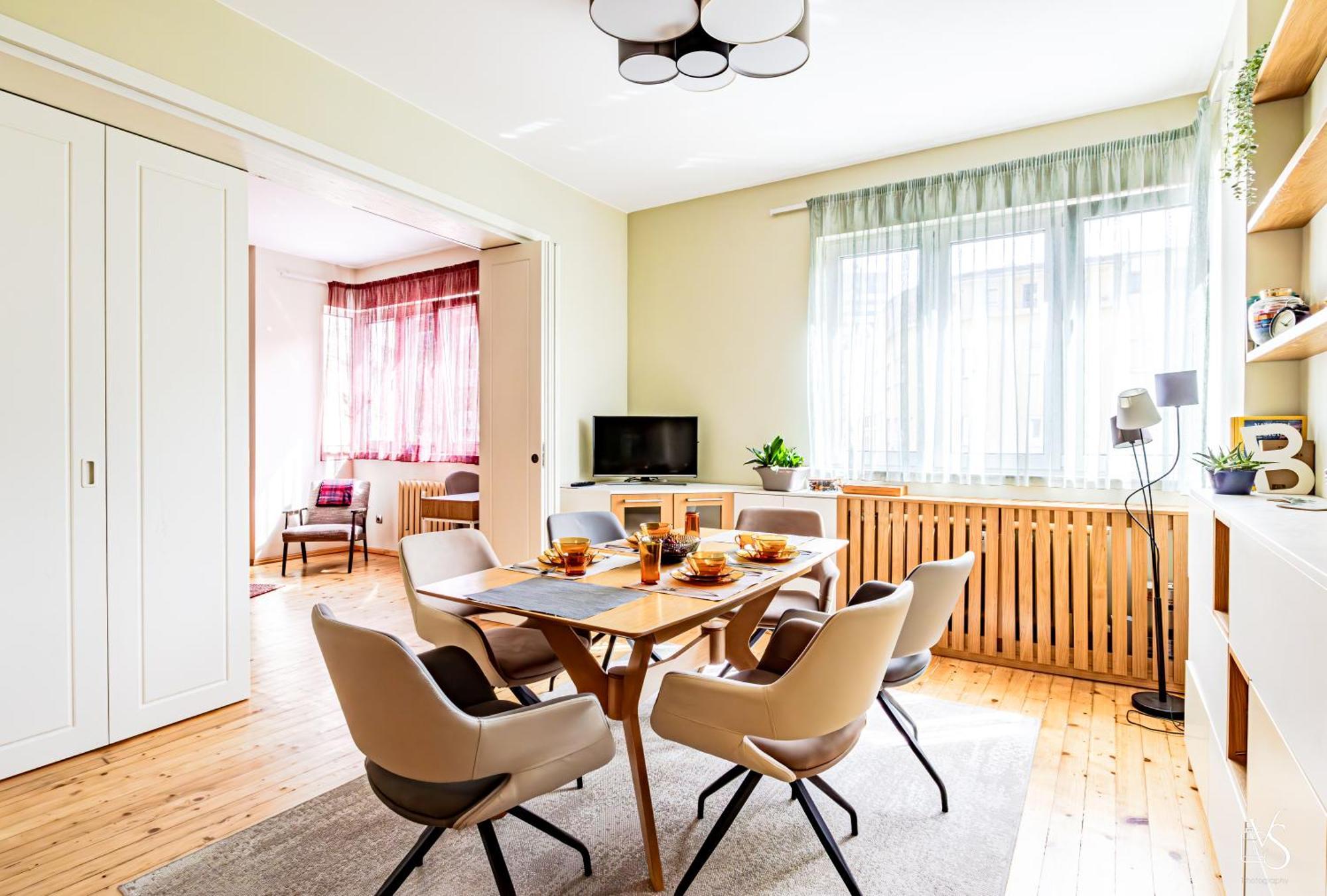 Luxury And Spacious Apartment At The Hearth Of The City Sofia Luaran gambar